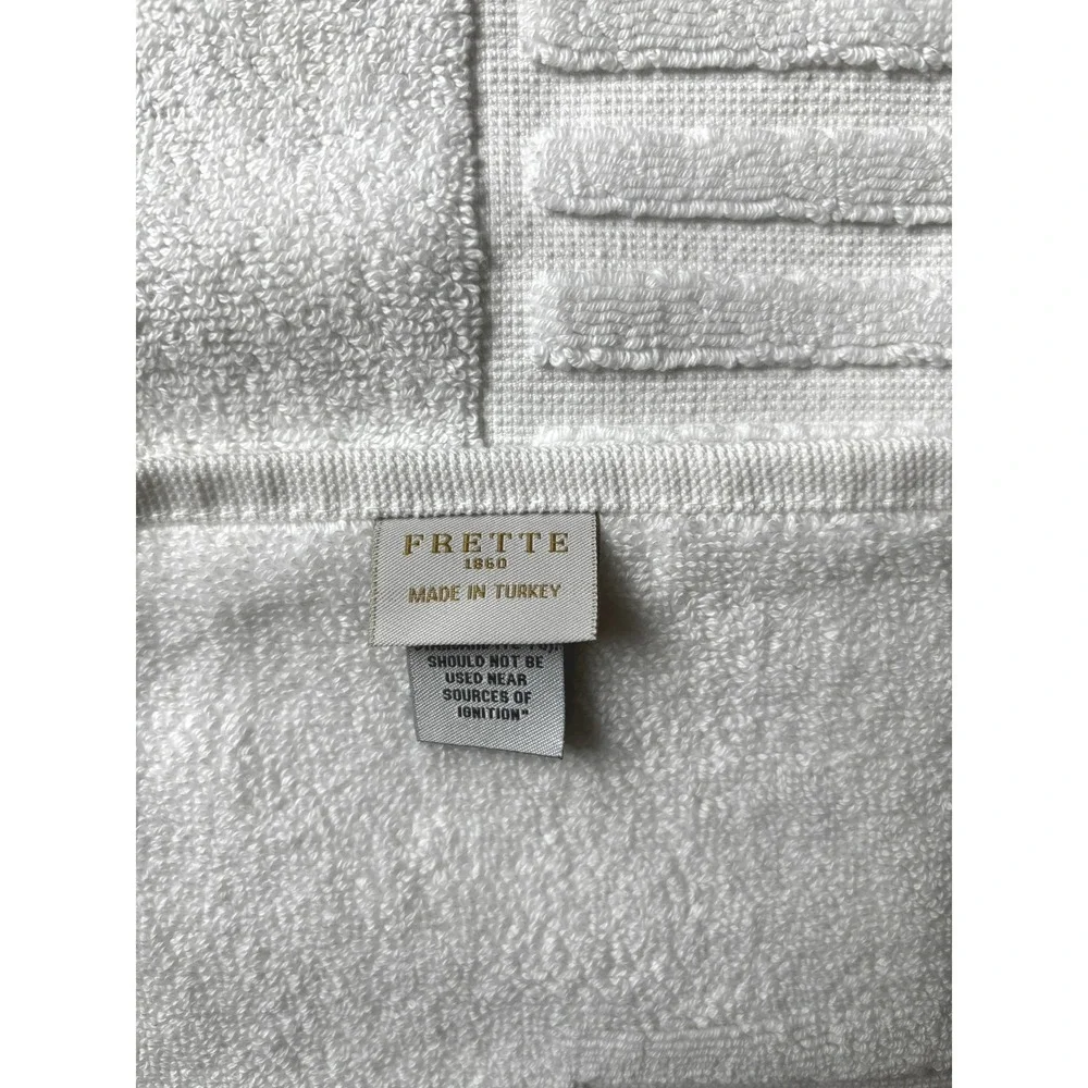 Frette 1860 White Cotton Bath Mat Made in Turkey Ribbed Border